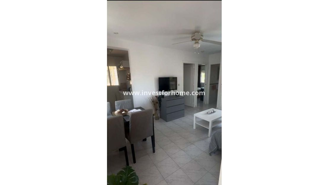 Sale - Apartment - Torrevieja - Auguas Neuvas