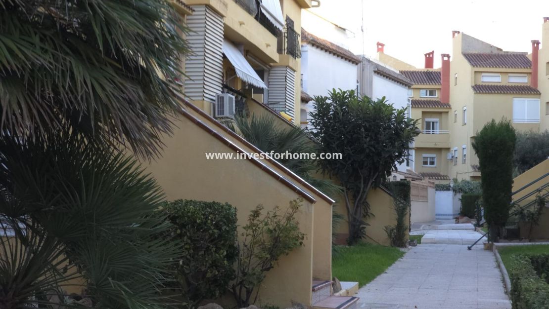 Sale - Apartment - Torrevieja - Cala Ferris