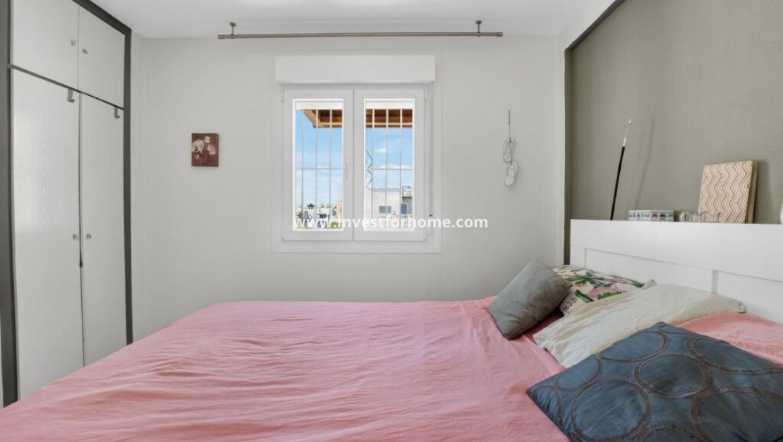 Sale - Apartment - Torrevieja - Carrefour