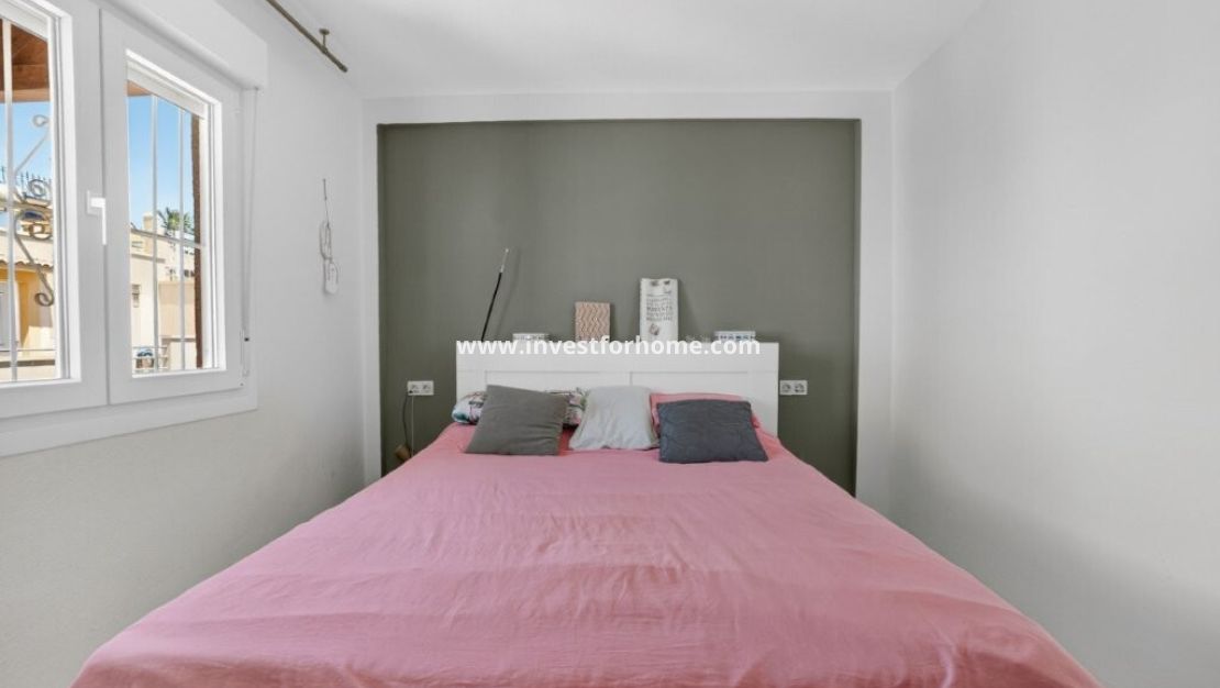 Sale - Apartment - Torrevieja - Carrefour