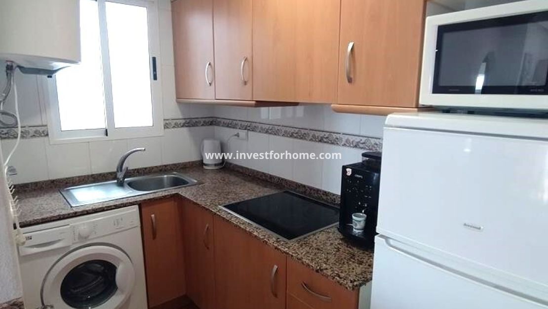 Sale - Apartment - Torrevieja - CASCO URBANO