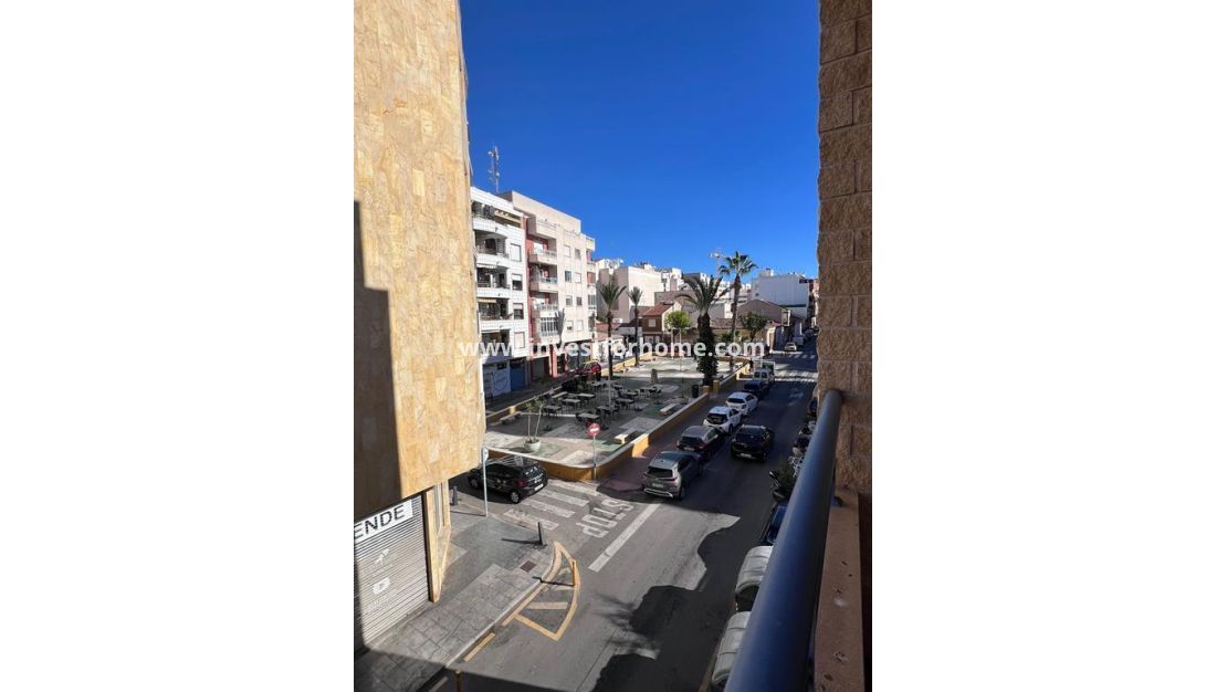 Sale - Apartment - Torrevieja - CENTRO CASCO URBANO