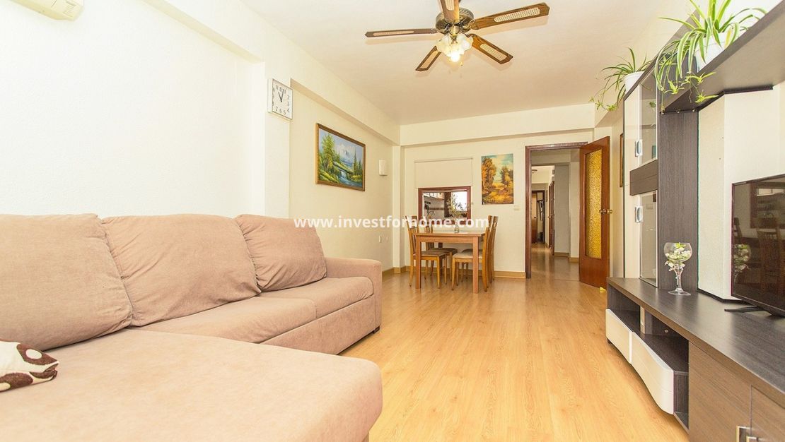 Sale - Apartment - Torrevieja - Centro-Muelle Pesquero