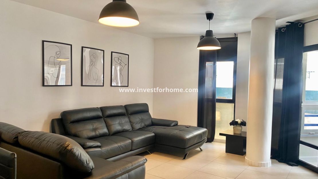 Sale - Apartment - Torrevieja - Centro