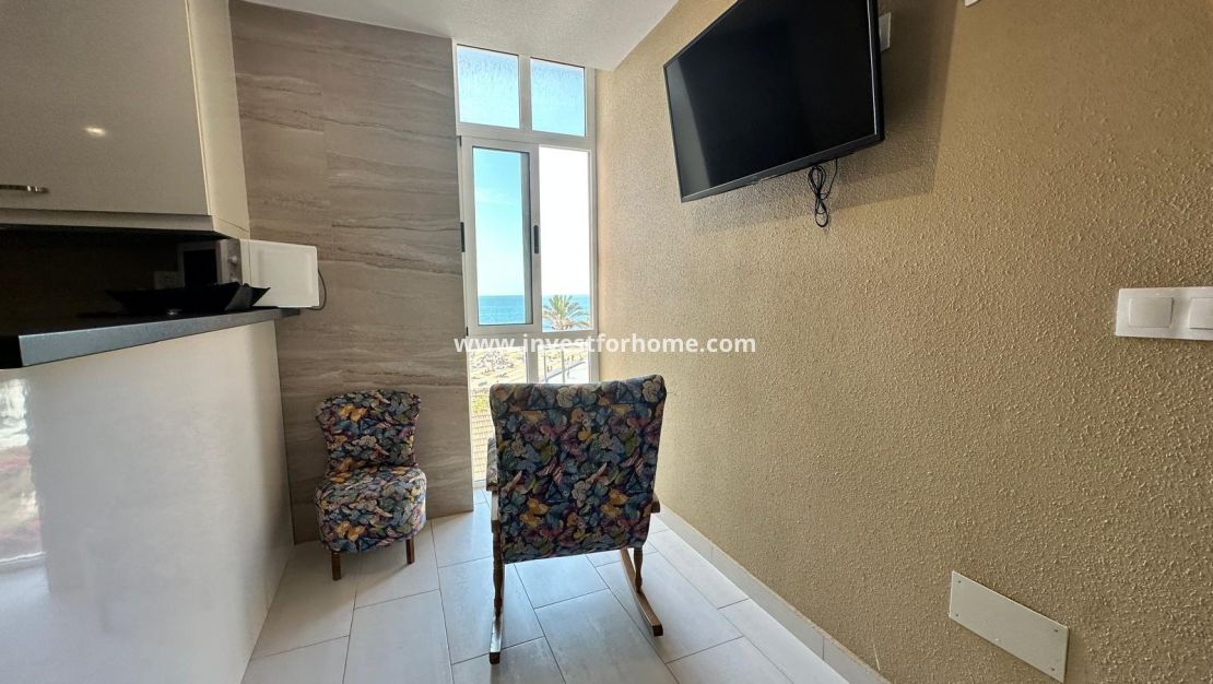 Sale - Apartment - Torrevieja - Centro