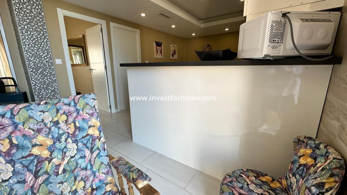 Sale - Apartment - Torrevieja - Centro