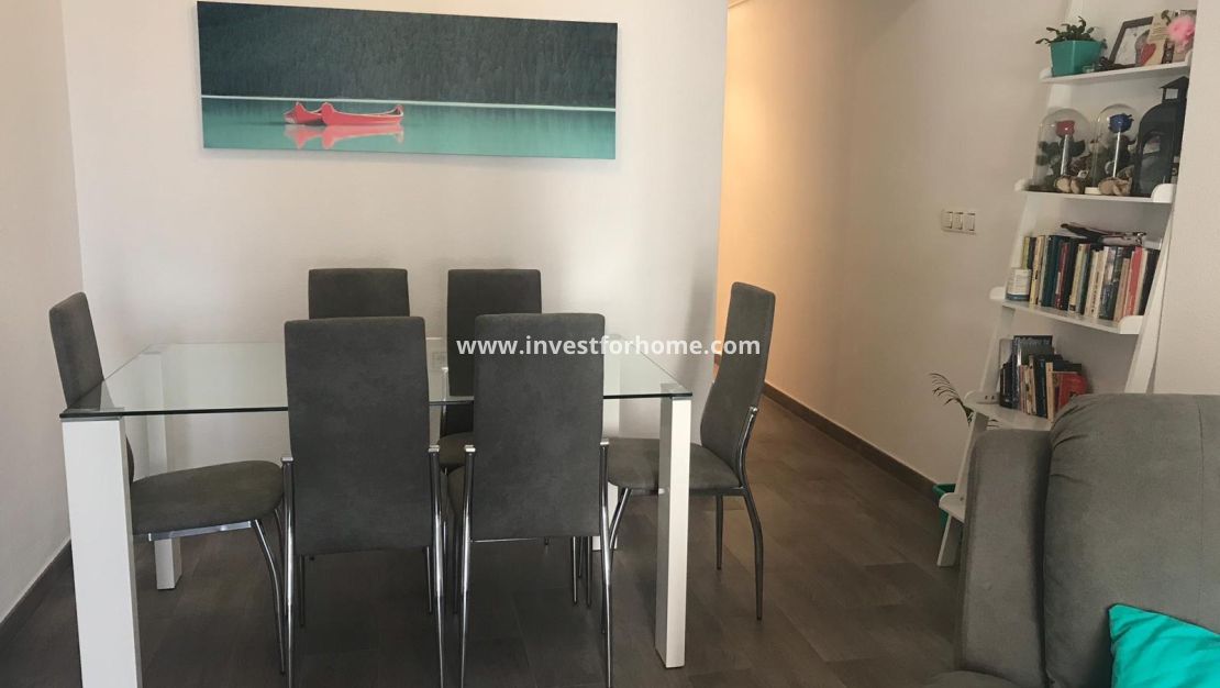 Sale - Apartment - Torrevieja - Centro