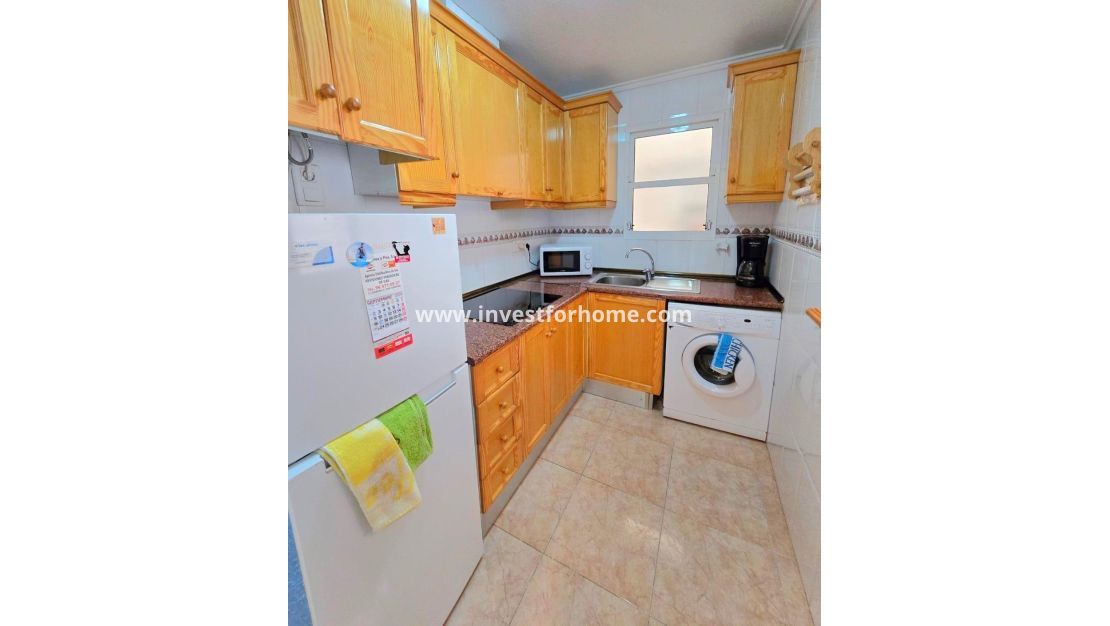 Sale - Apartment - Torrevieja - Centro