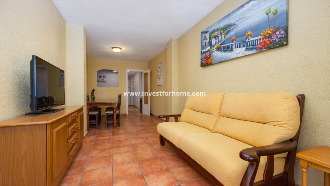 Sale - Apartment - Torrevieja - Centro