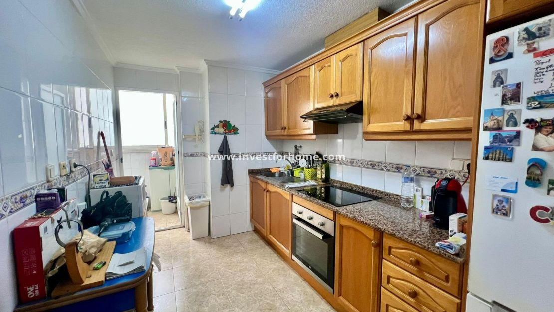 Sale - Apartment - Torrevieja - Centro