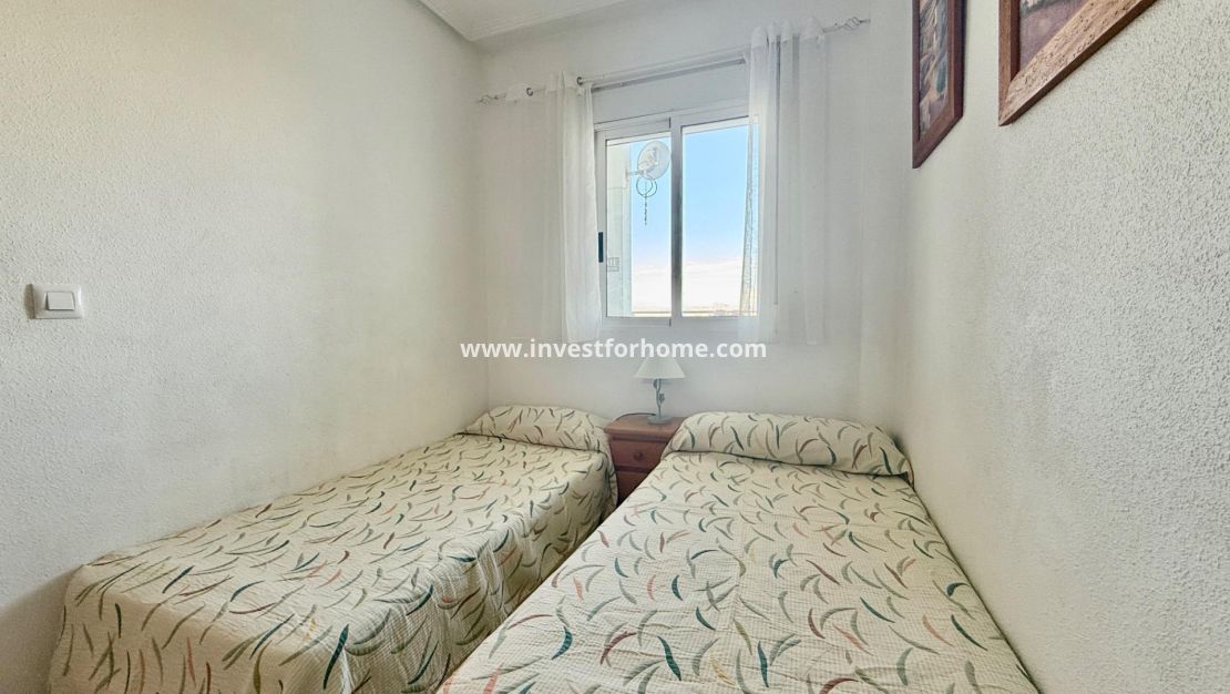 Sale - Apartment - Torrevieja - Centro