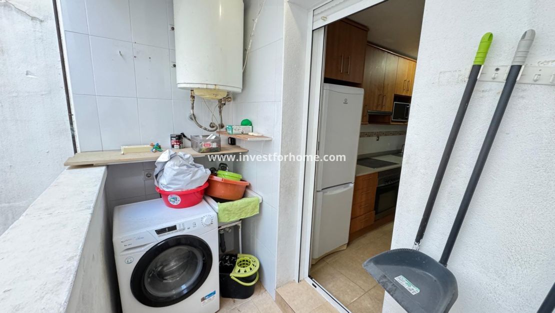 Sale - Apartment - Torrevieja - Centro