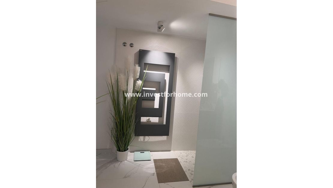 Sale - Apartment - Torrevieja - Centro