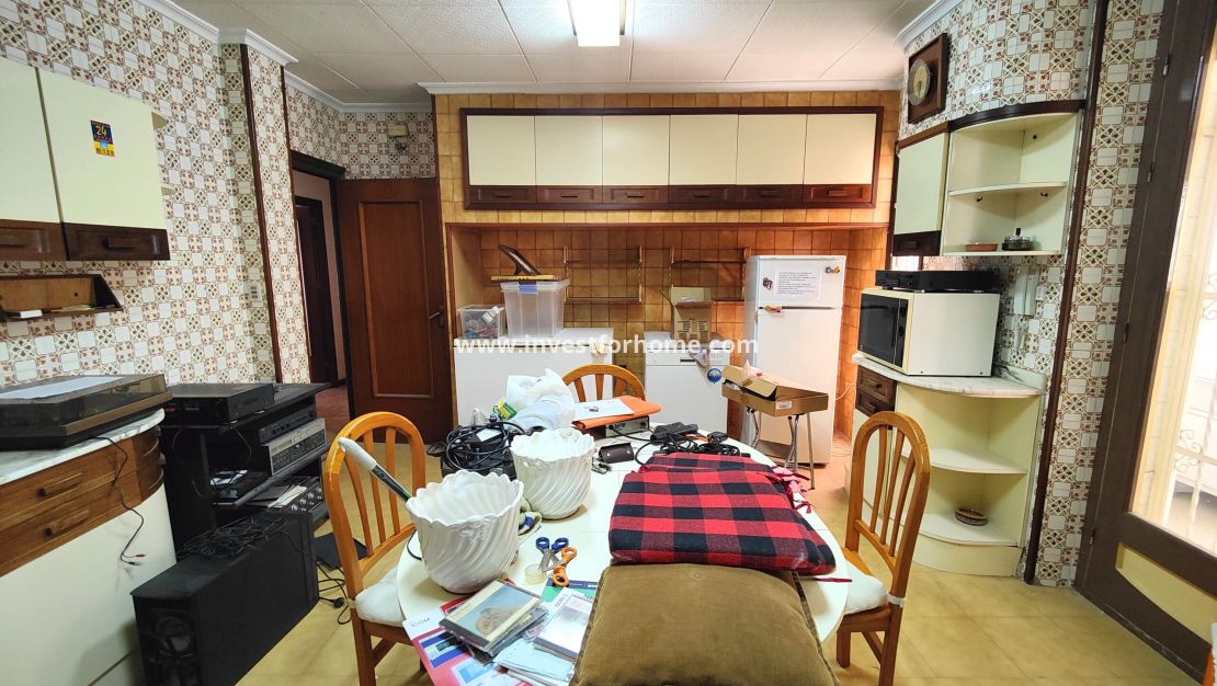 Sale - Apartment - Torrevieja - Centro