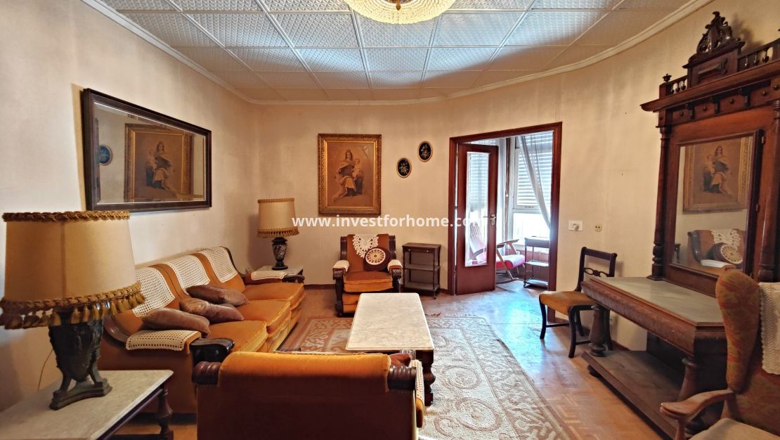 Sale - Apartment - Torrevieja - Centro