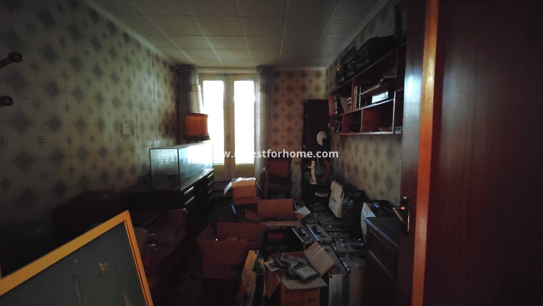 Sale - Apartment - Torrevieja - Centro