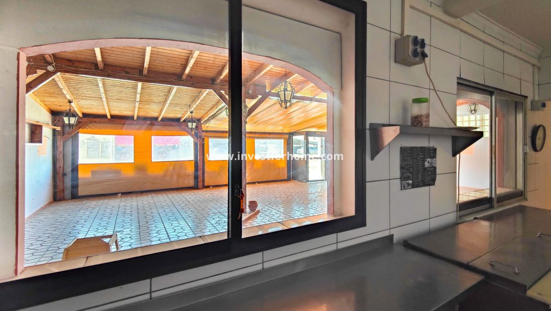 Sale - Apartment - Torrevieja - Centro