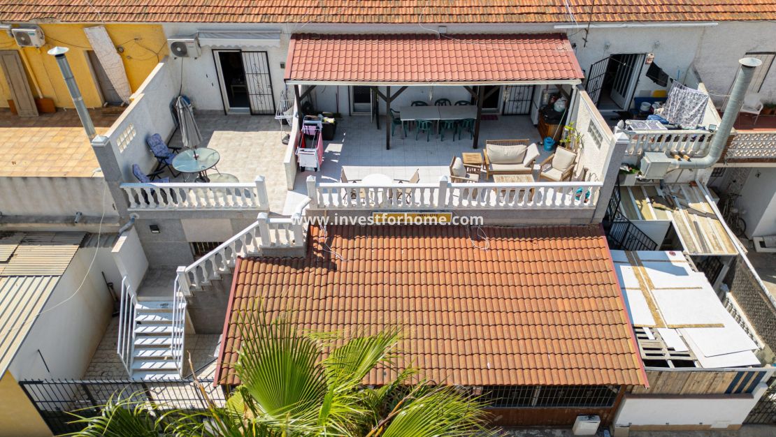 Sale - Apartment - Torrevieja - Centro