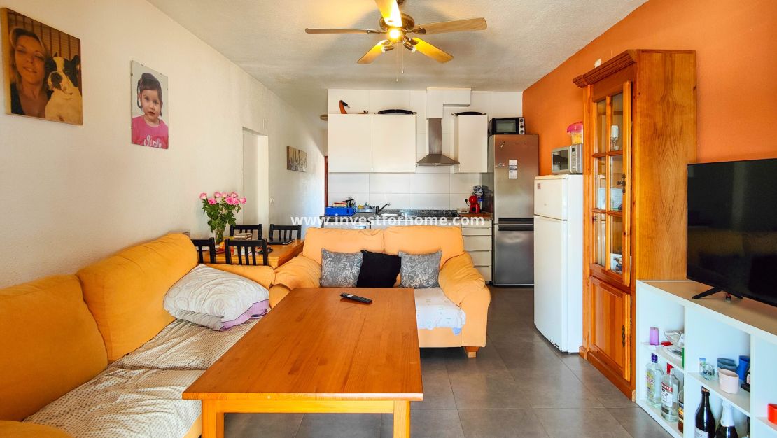 Sale - Apartment - Torrevieja - Centro