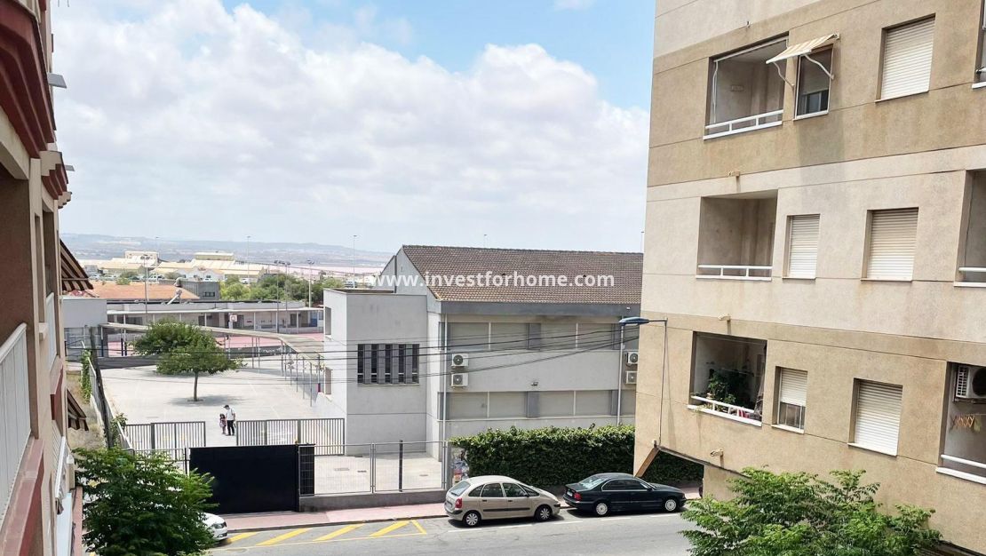 Sale - Apartment - Torrevieja - Centro