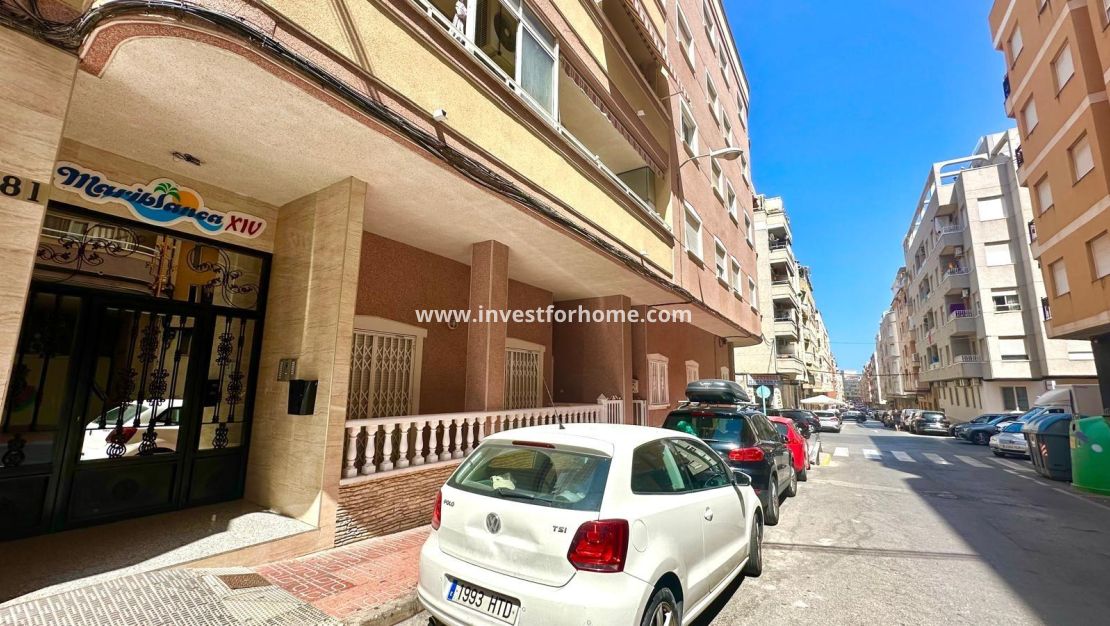 Sale - Apartment - Torrevieja - Centro
