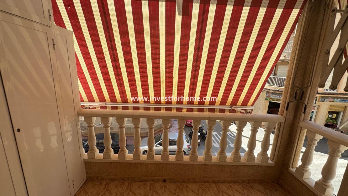 Sale - Apartment - Torrevieja - Centro