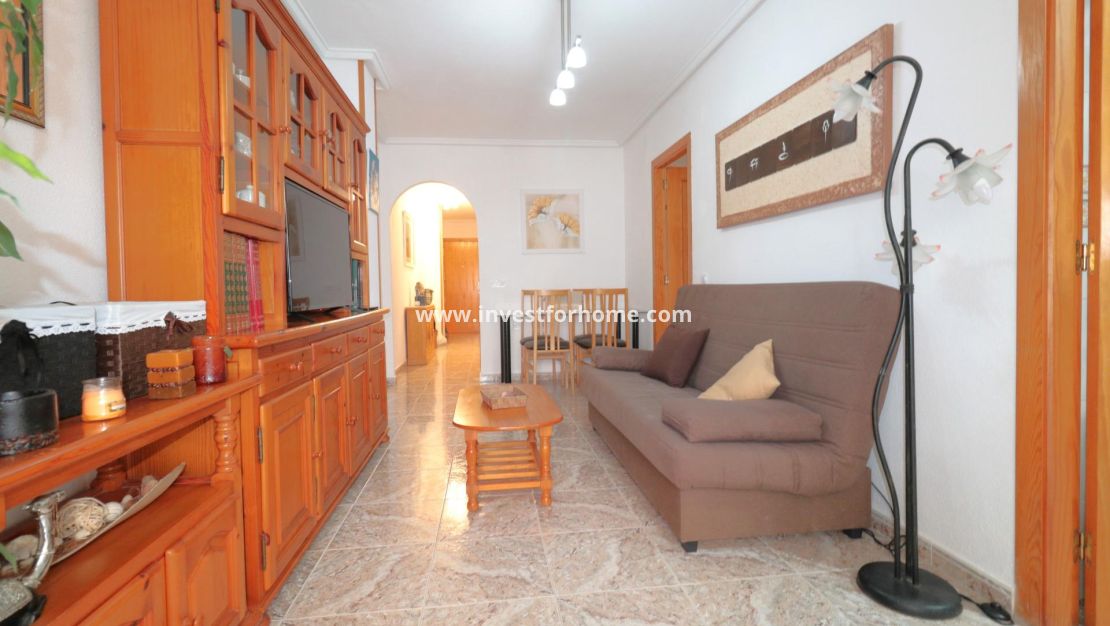Sale - Apartment - Torrevieja - Centro