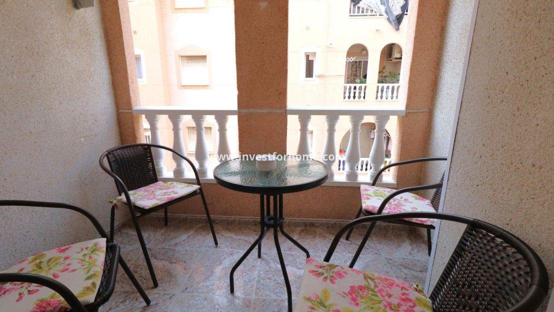 Sale - Apartment - Torrevieja - Centro