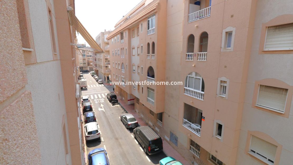 Sale - Apartment - Torrevieja - Centro