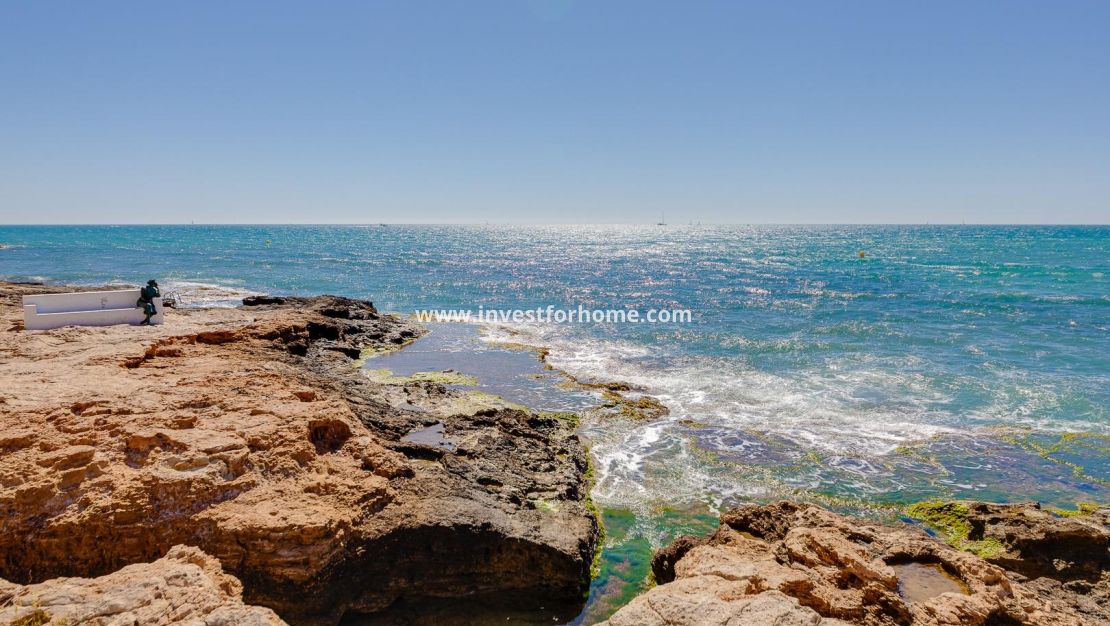 Sale - Apartment - Torrevieja - Centro