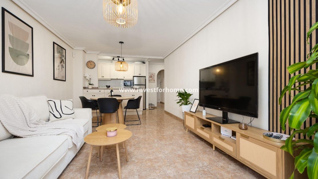 Sale - Apartment - Torrevieja - Centro