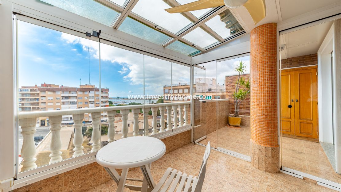 Sale - Apartment - Torrevieja - Centro