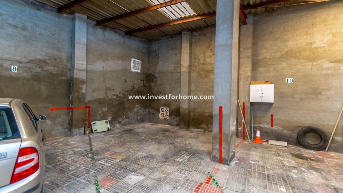 Sale - Apartment - Torrevieja - Centro