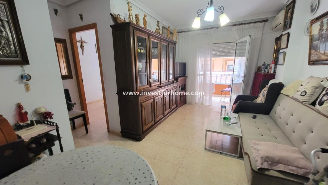Sale - Apartment - Torrevieja - Centro