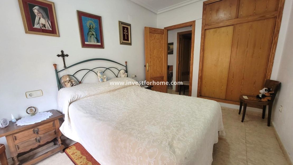 Sale - Apartment - Torrevieja - Centro