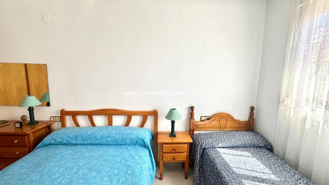 Sale - Apartment - Torrevieja - Centro