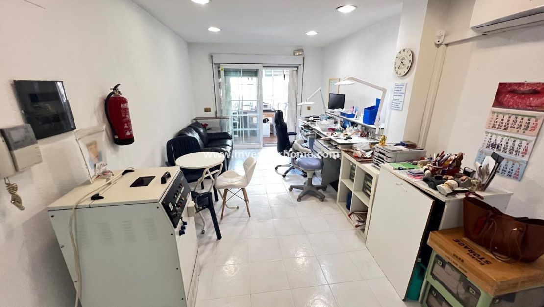 Sale - Apartment - Torrevieja - Centro