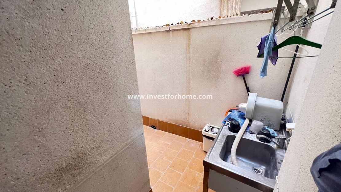 Sale - Apartment - Torrevieja - Centro