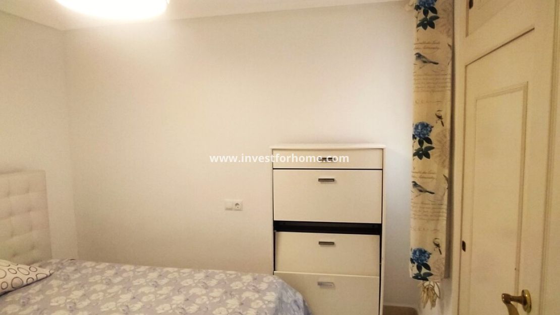 Sale - Apartment - Torrevieja - Centro