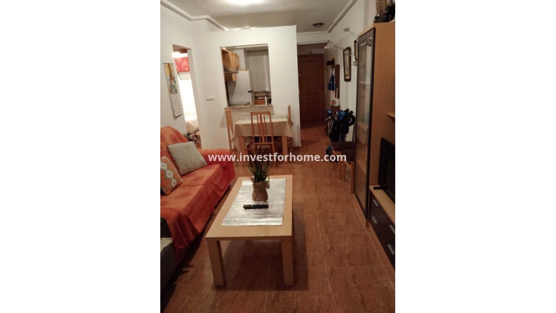 Sale - Apartment - Torrevieja - Centro