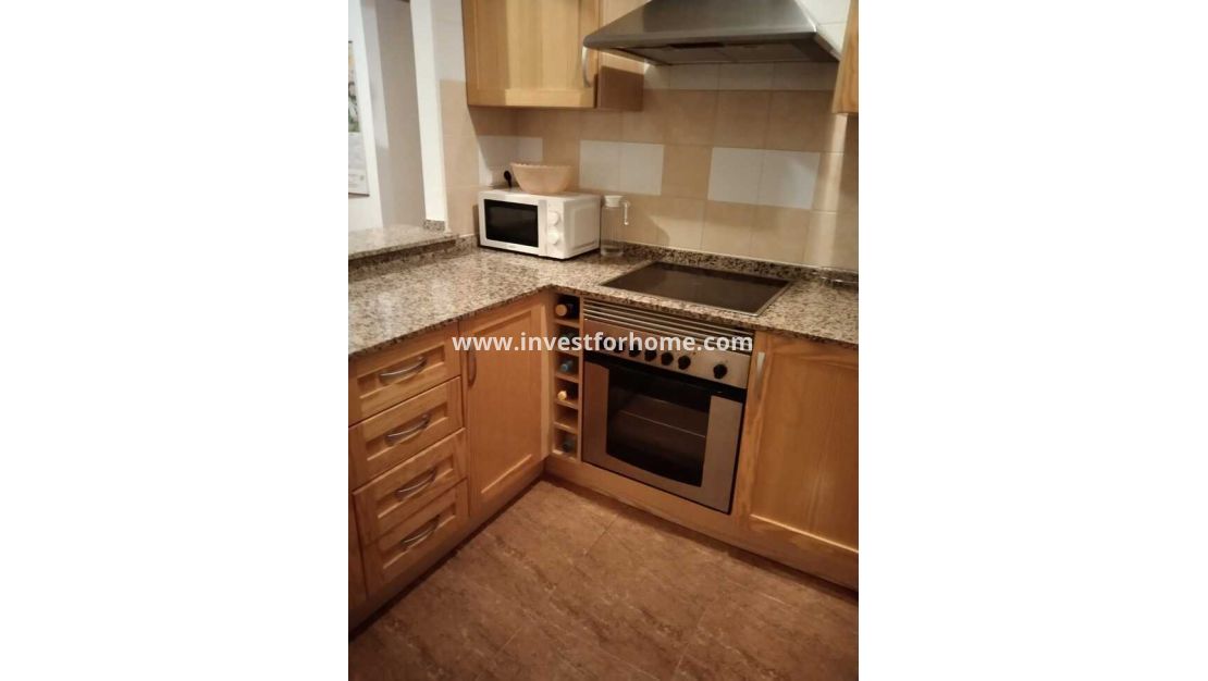 Sale - Apartment - Torrevieja - Centro