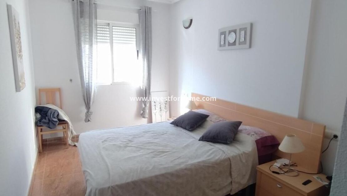 Sale - Apartment - Torrevieja - Centro