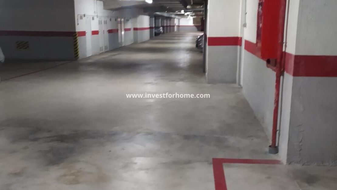 Sale - Apartment - Torrevieja - Centro