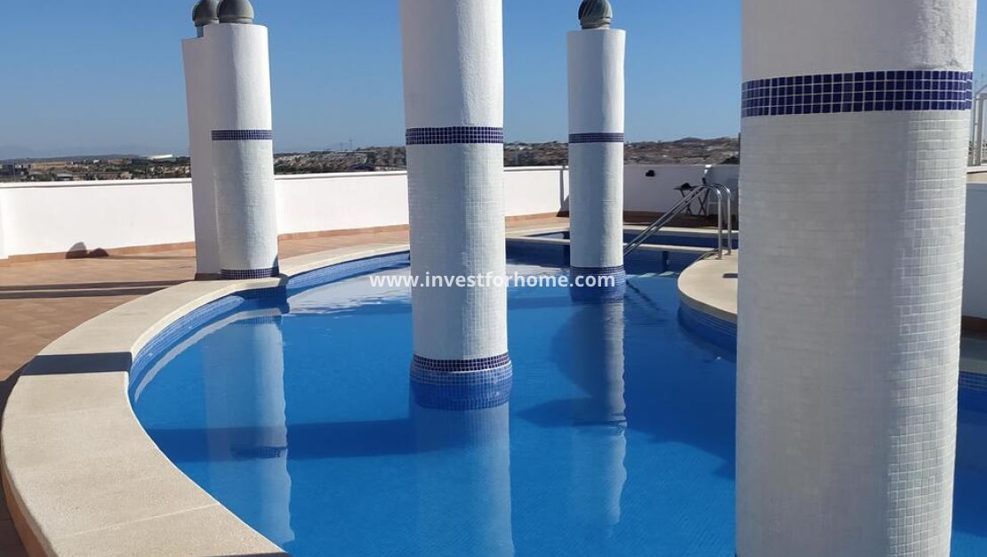 Sale - Apartment - Torrevieja - Centro