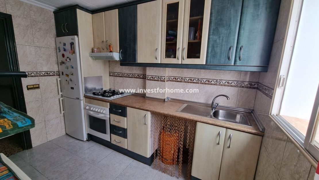 Sale - Apartment - Torrevieja - Centro