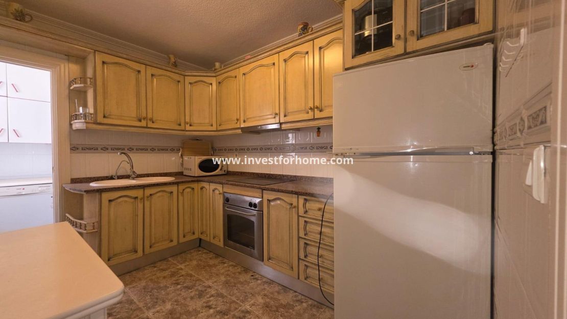 Sale - Apartment - Torrevieja - Centro