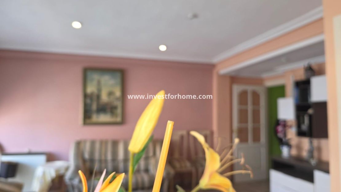 Sale - Apartment - Torrevieja - Centro