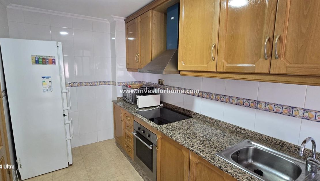 Sale - Apartment - Torrevieja - Centro