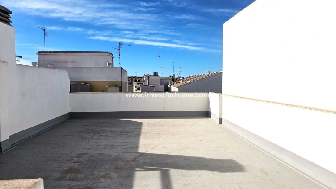 Sale - Apartment - Torrevieja - Centro