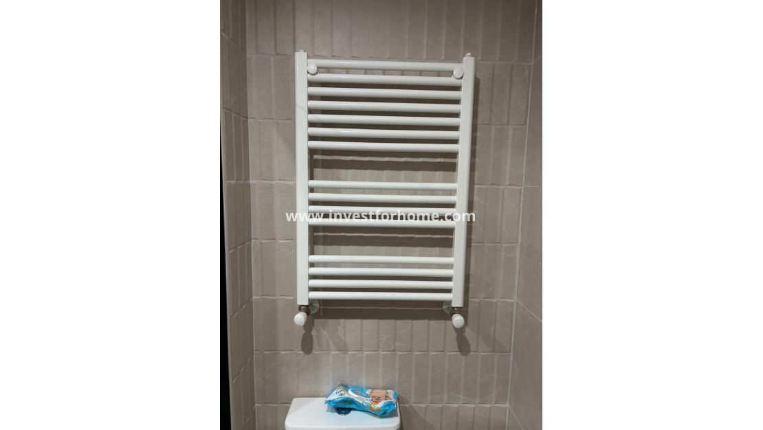 Sale - Apartment - Torrevieja - Centro